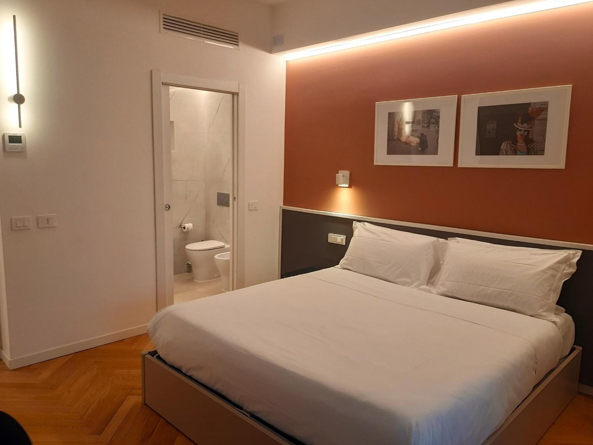 Mako Suites - Centro E Stazione มอนซา ภายนอก รูปภาพ